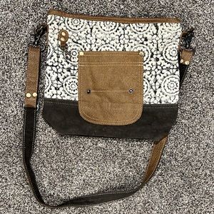 MYRA BAG